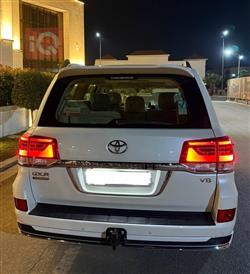 تويوتا لاندكروزر